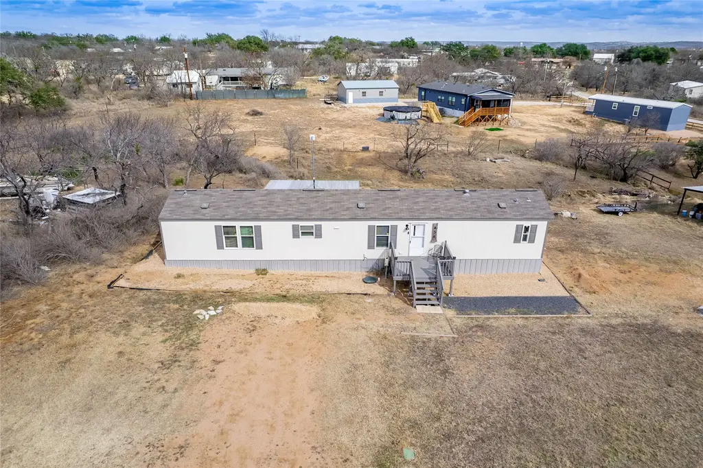 456 Saturn, Kingsland