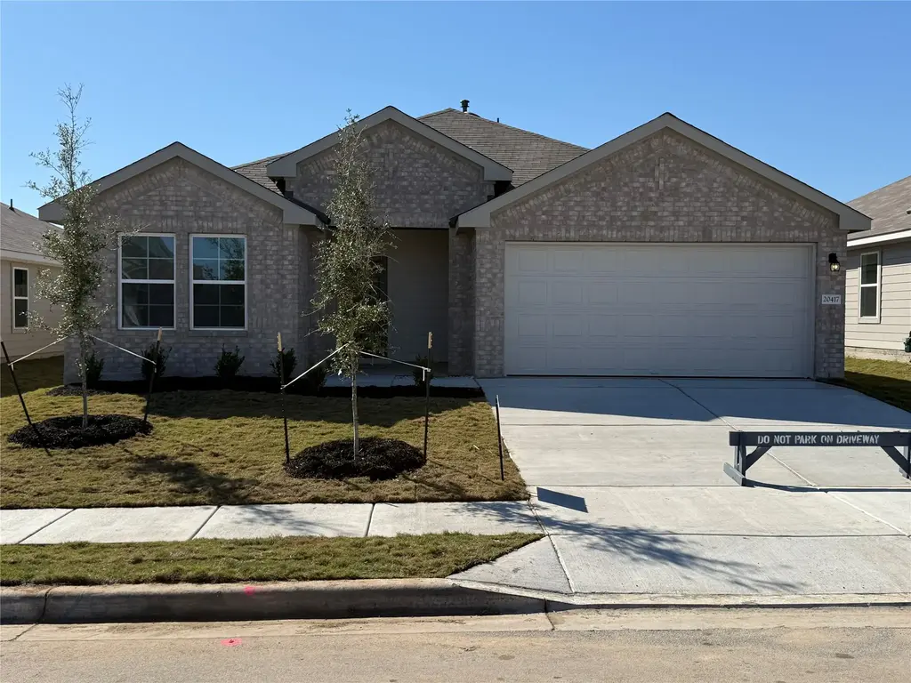 20400 Tuberville Lane, Manor