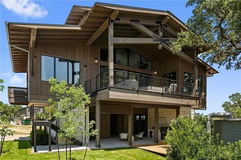 19213 Lost Tree Boulevard, Spicewood