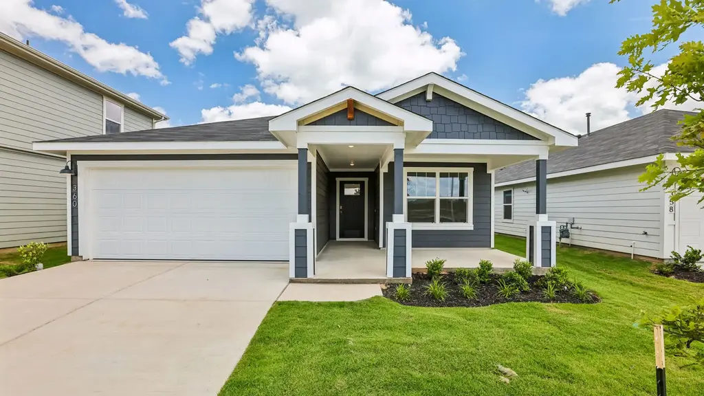 360 San Juan Trail, Bastrop