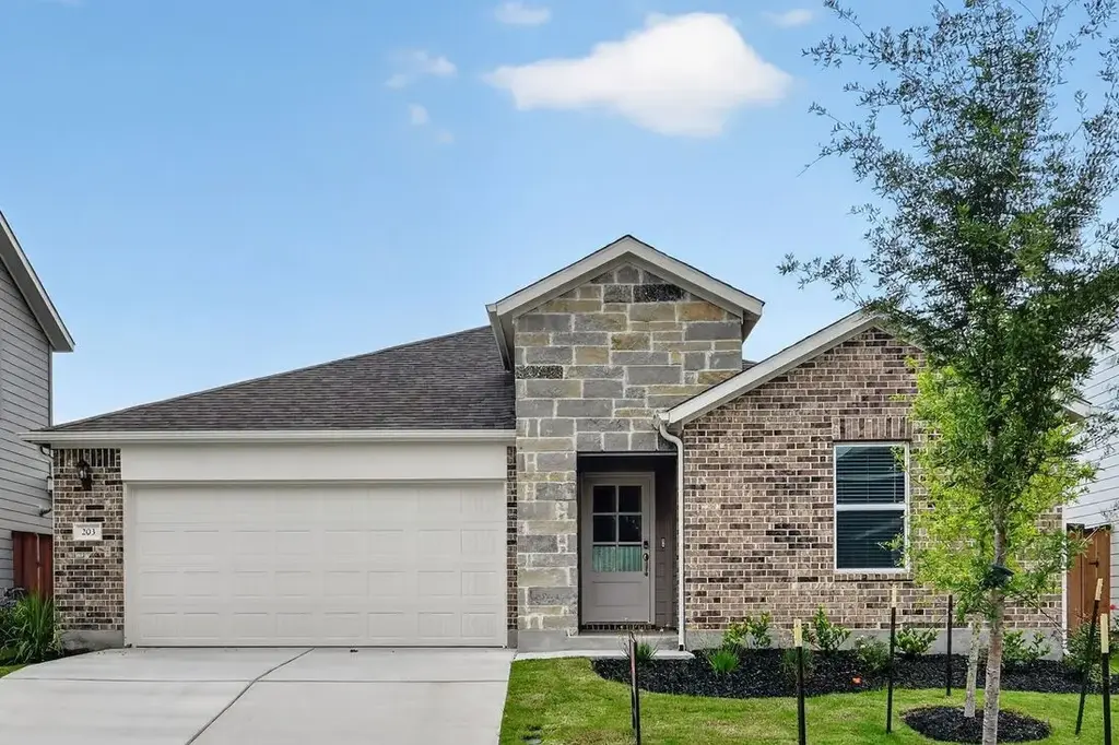 203 Makinaw Road, Hutto