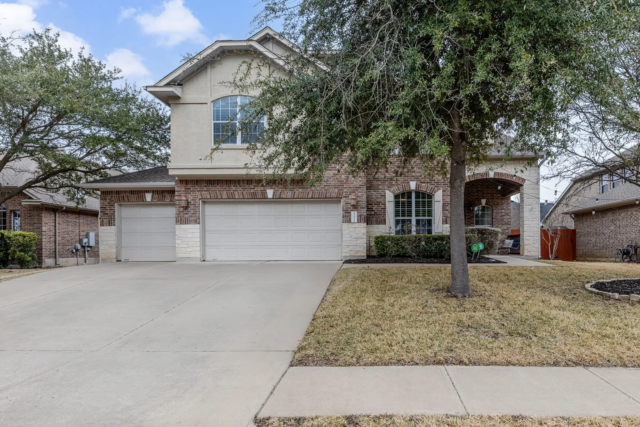 Photo of Listing #2265123