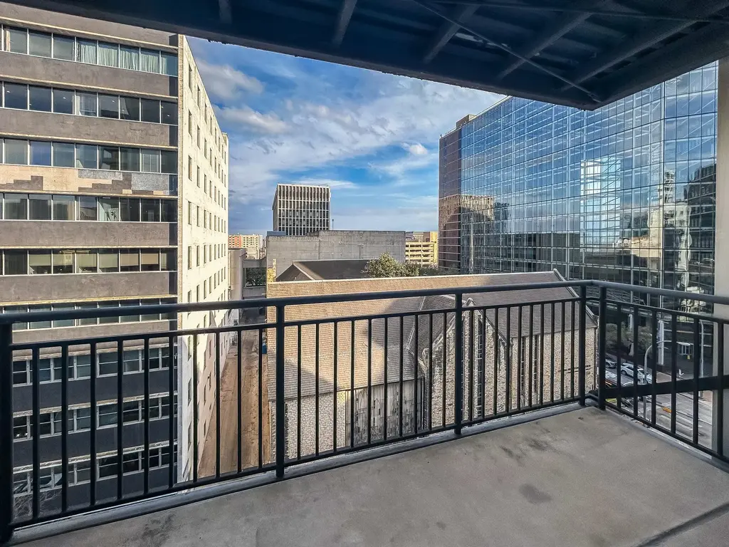 800 Brazos Street 1006, Austin