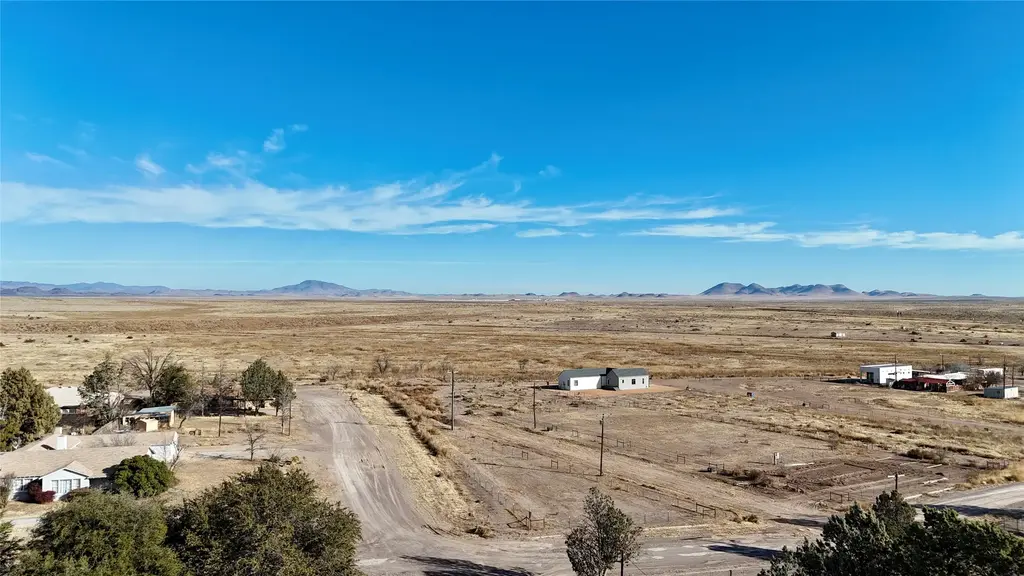 610 W Fourth Street, Marfa