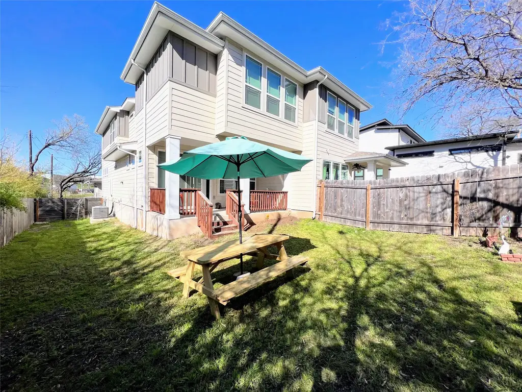 807 E 16th Street B, Austin