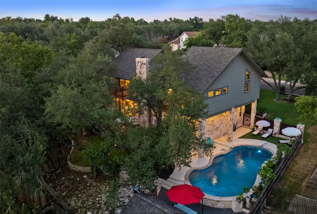 10810 Wintergreen Hill, Austin