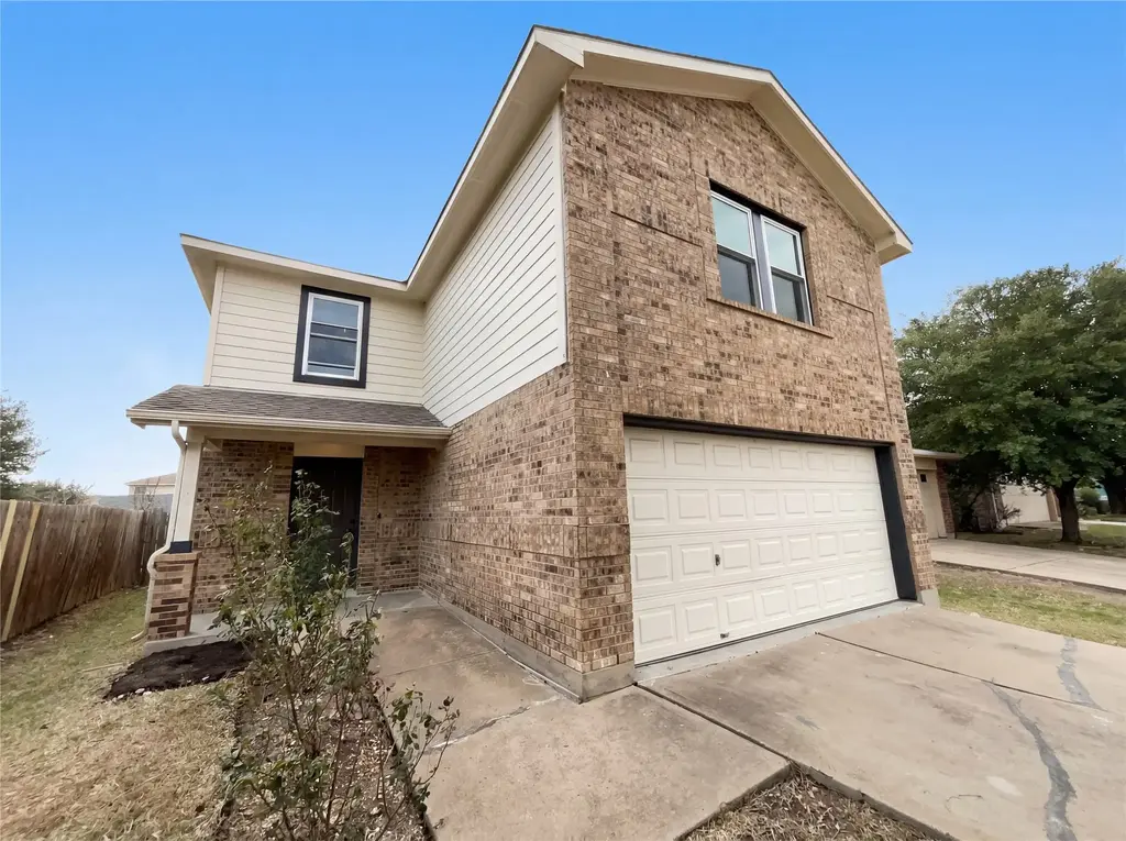 11813 Plains Valley Drive, Del Valle