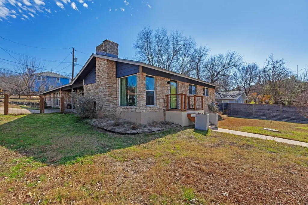 3001 Catalina Drive, Austin