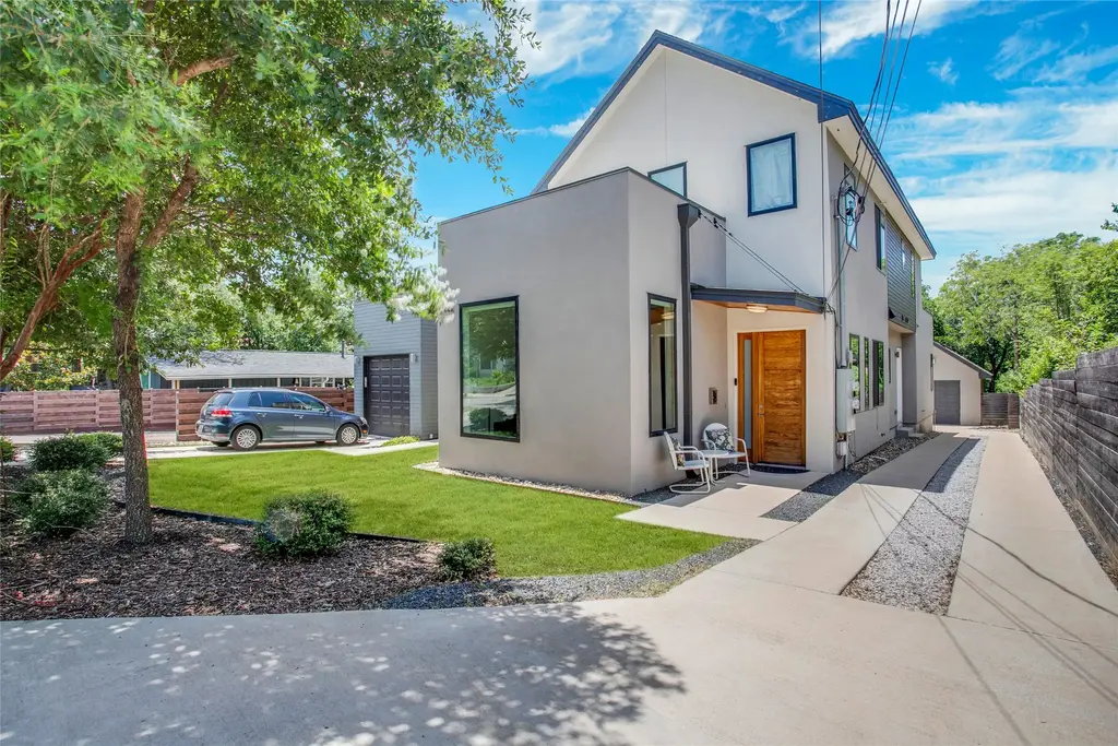 5402 Woodrow Avenue B, Austin