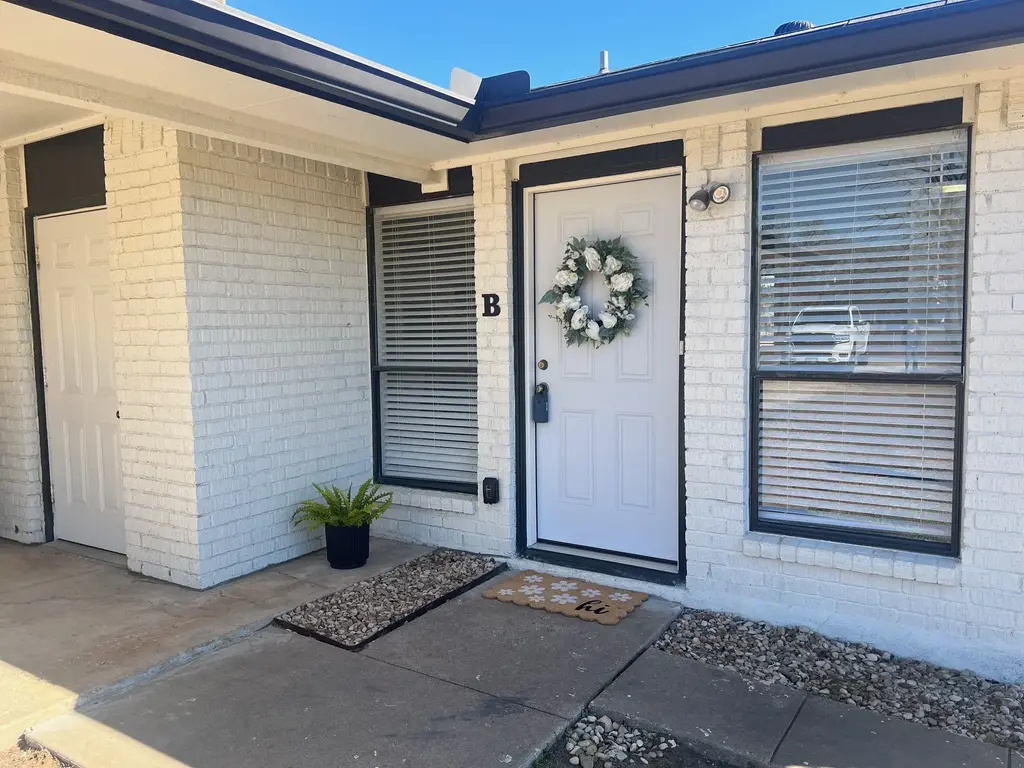 245 Mount Olive Road A & B, Cedar Creek