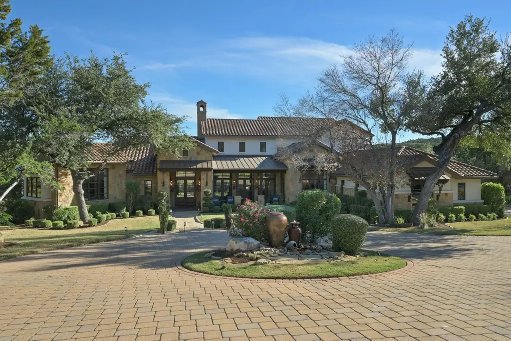 7715 Escala Drive, Austin