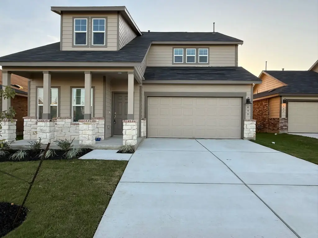 499 Avre Loop, Kyle