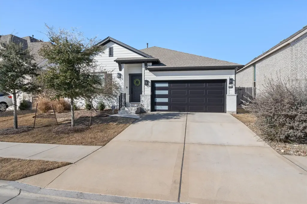 607 Mangold Drive, Hutto