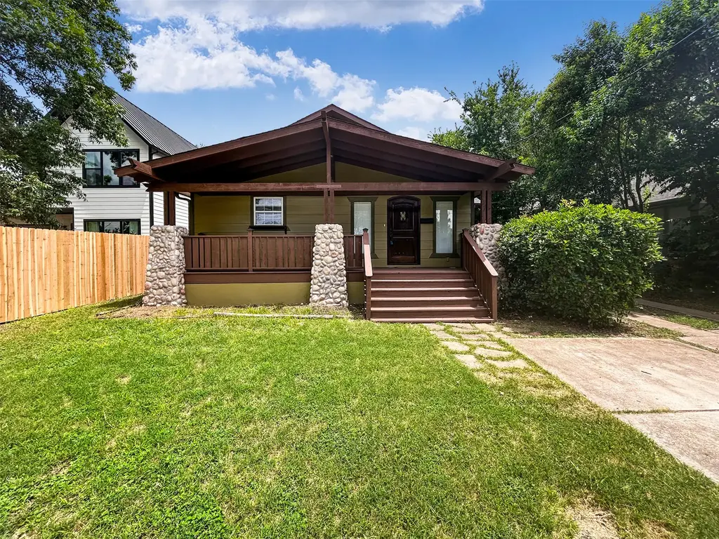 2415 Durwood Street A, Austin