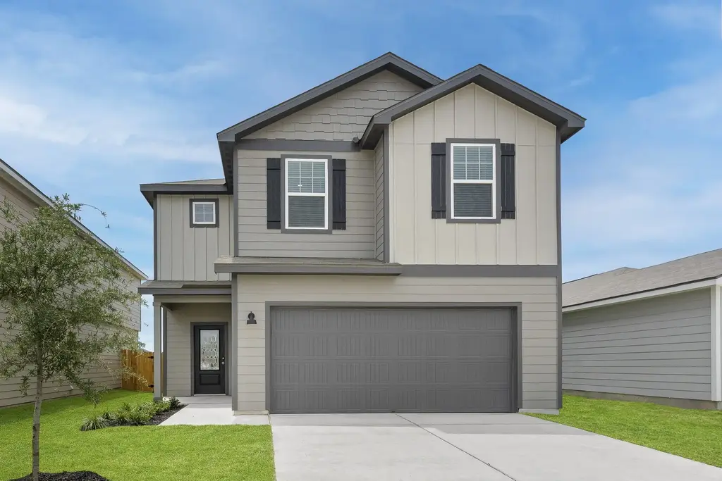 448 Aplite Pass, Maxwell