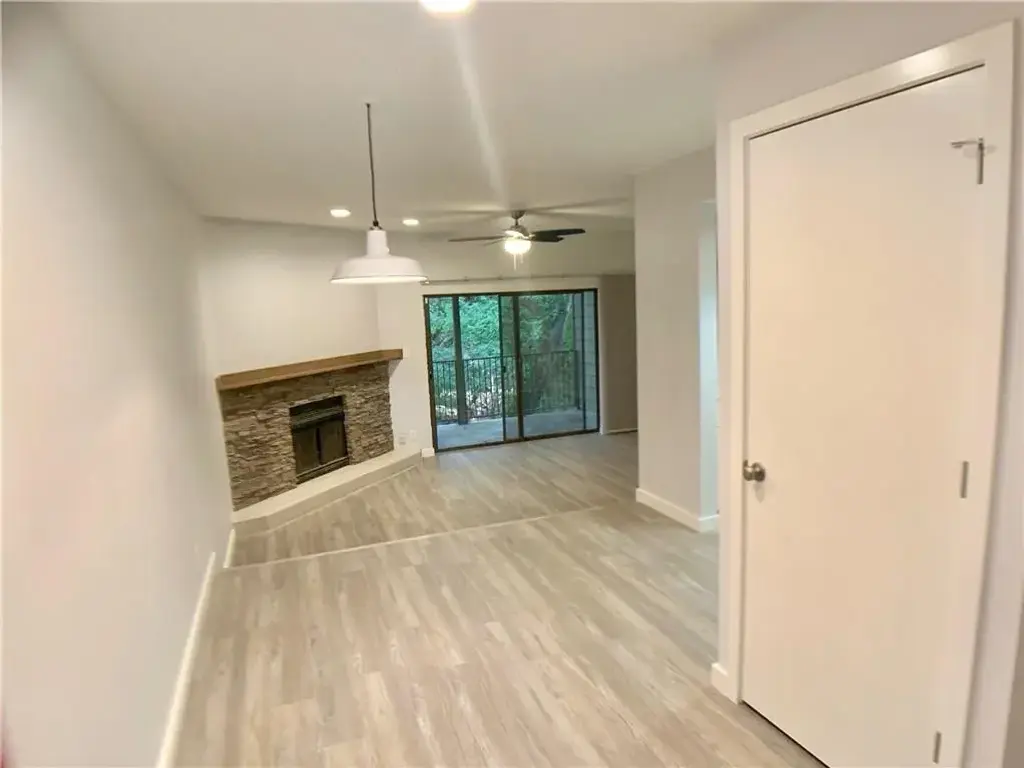 1135 Barton Hills Drive 252, Austin