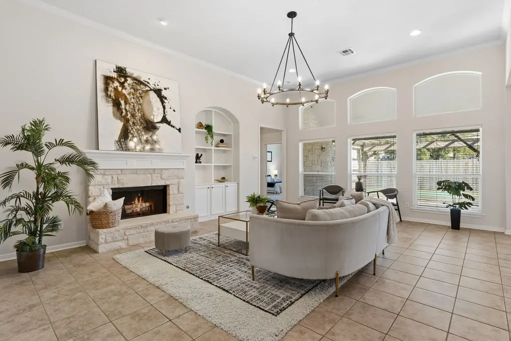 9613 Indina Hills Drive, Austin