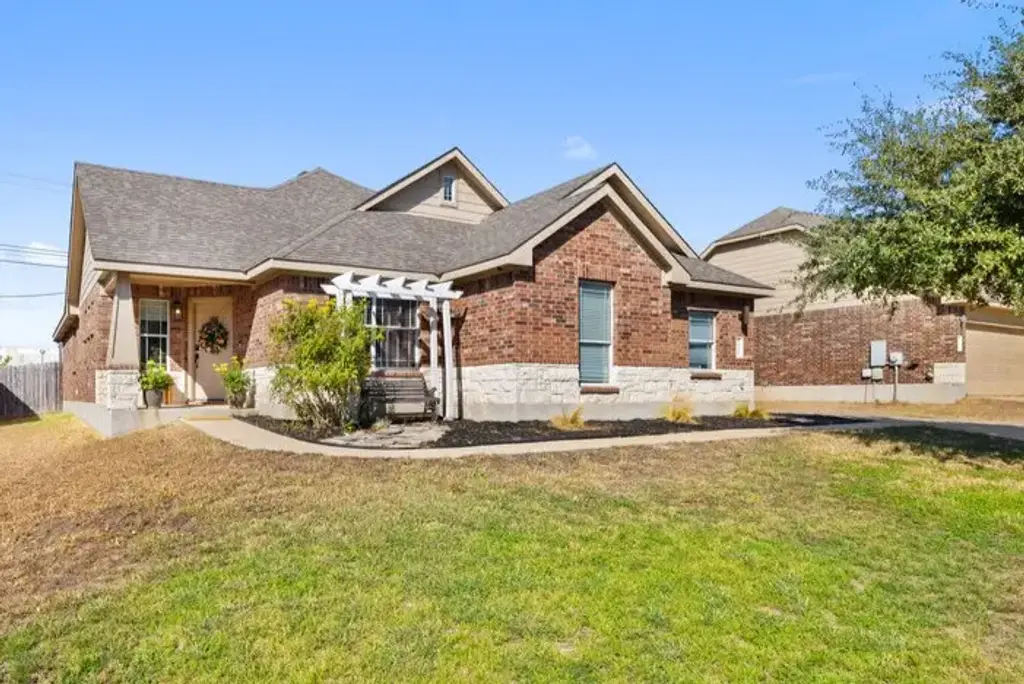 304 Timothy John Drive, Pflugerville