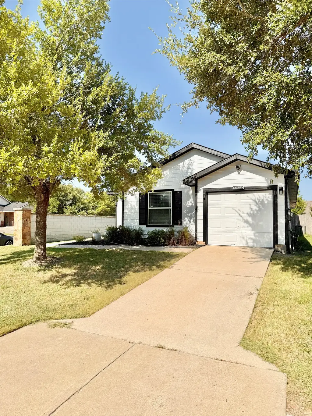 13000 Maidenhair Trail, Elgin