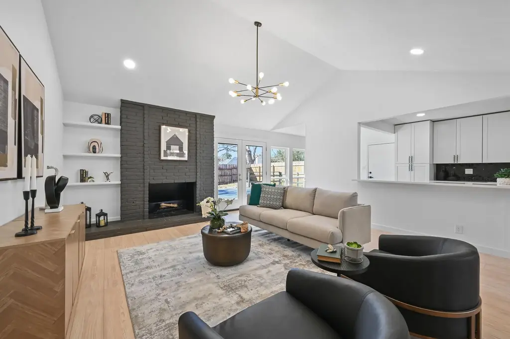 1017 Cripple Creek Drive, Austin