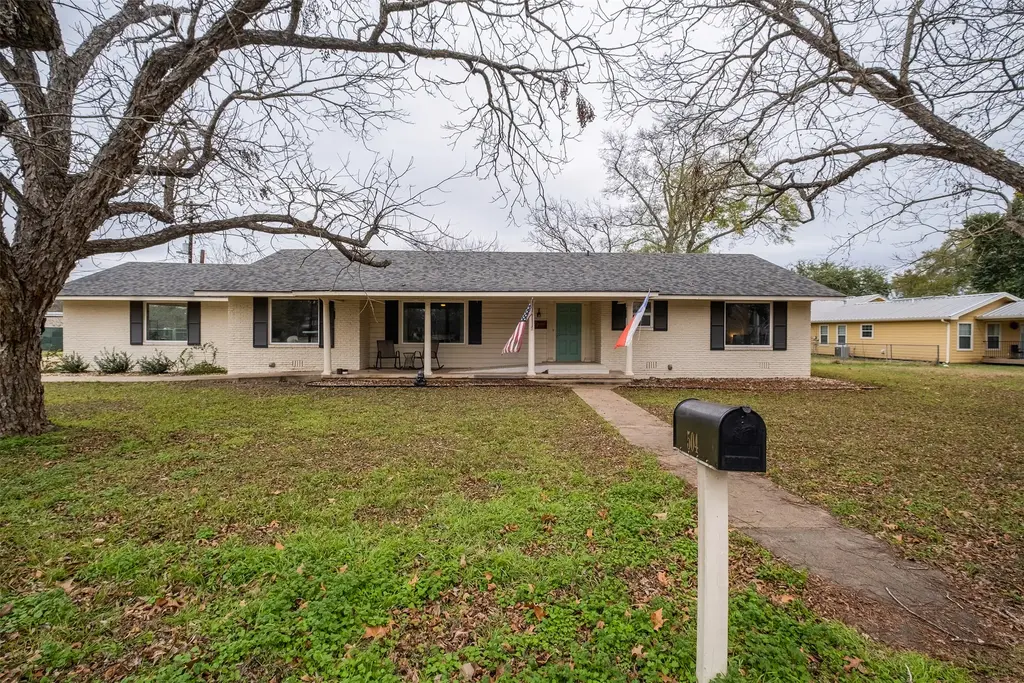 504 Marburger Street, Smithville