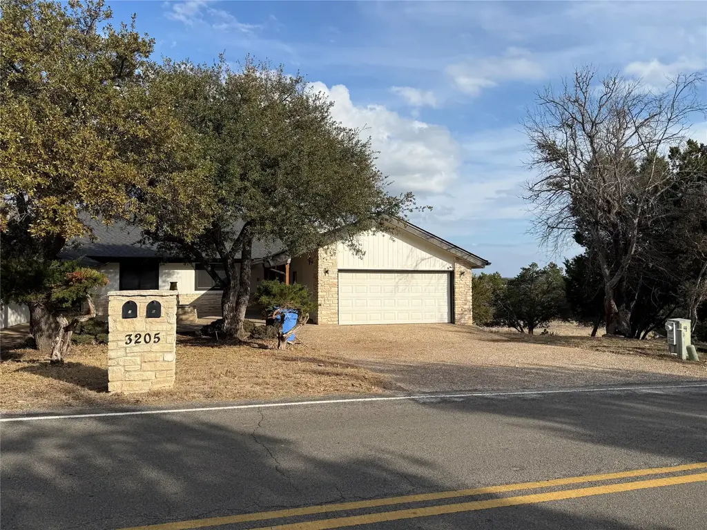 3205 Mac Arthur Avenue B, Lago Vista
