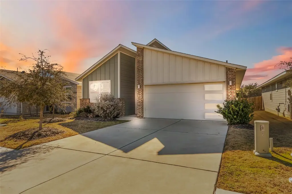 217 Deserti Road, Leander