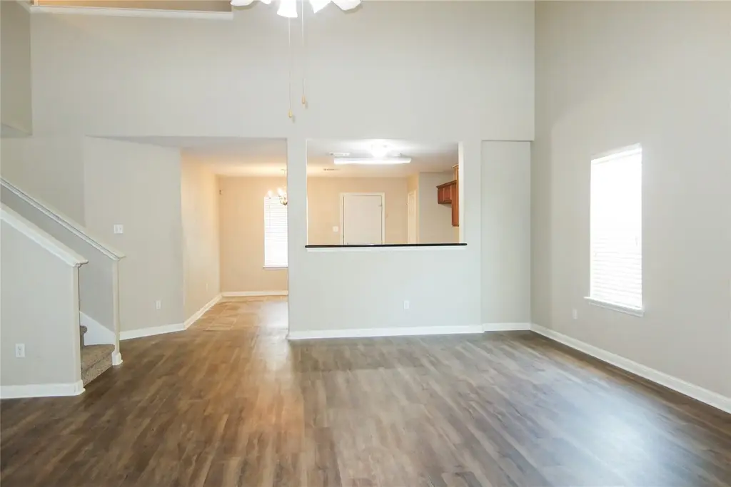 108 Lavaca Loop, Hutto