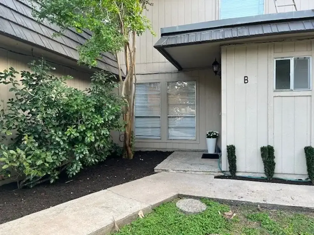 702 Castle Ridge Road B, Austin