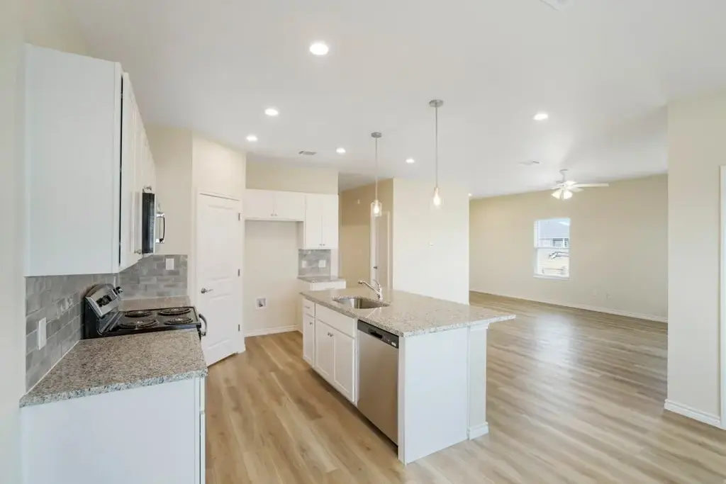 515 War Admiral Drive A & B, Jarrell