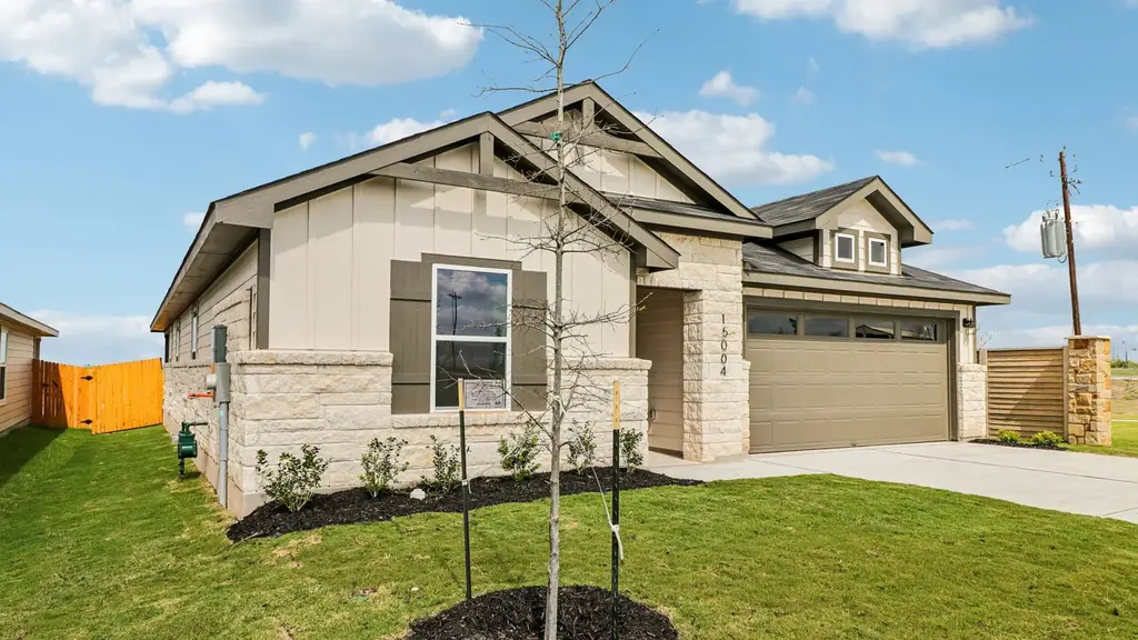 15004 Monarch Ranch Drive, Manor