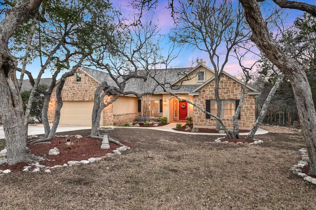 11 Creekside Drive, Wimberley