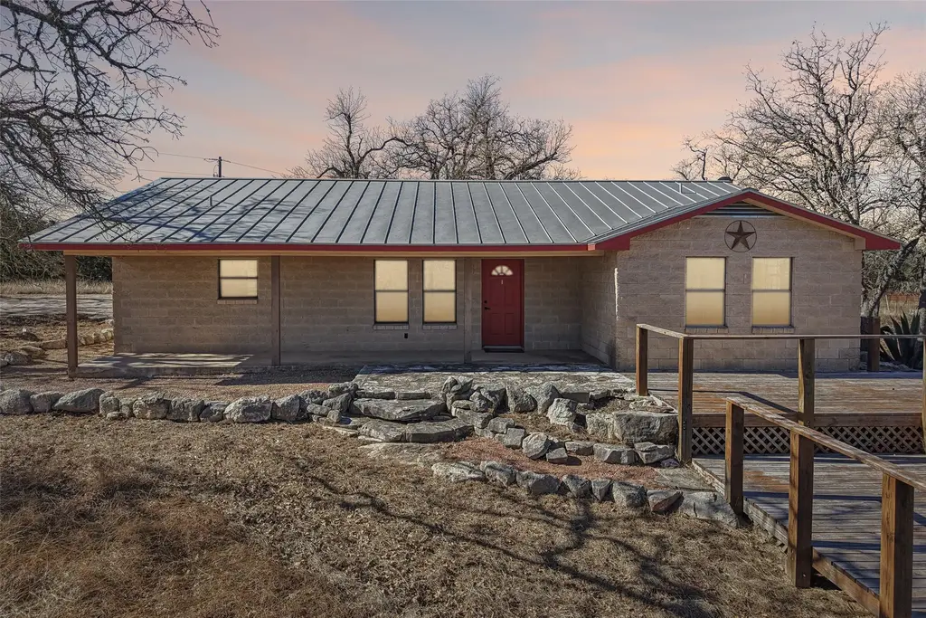1217 Cherry Mountain Loop, Fredericksburg