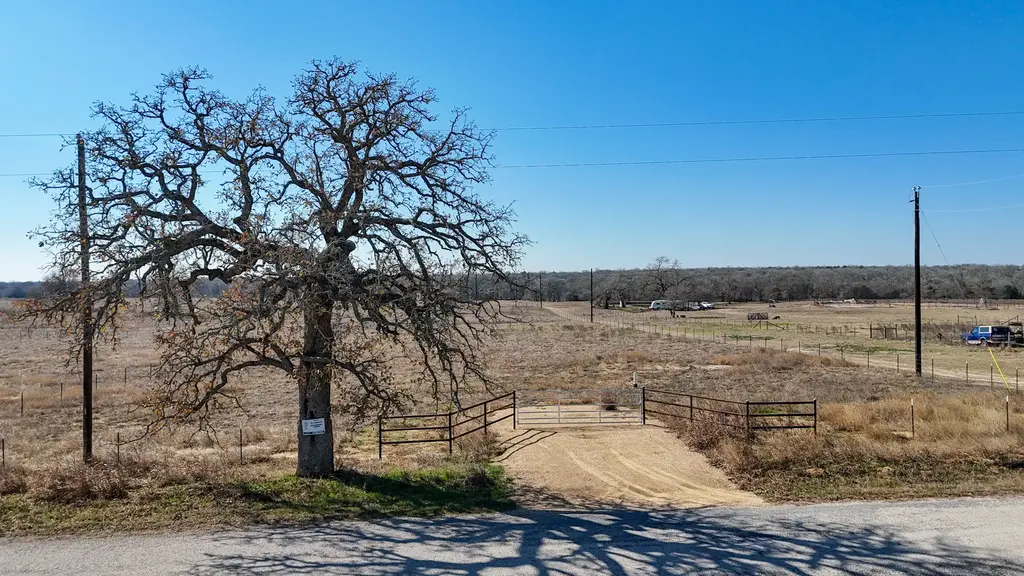 8150 Old Colony Line Road, Dale