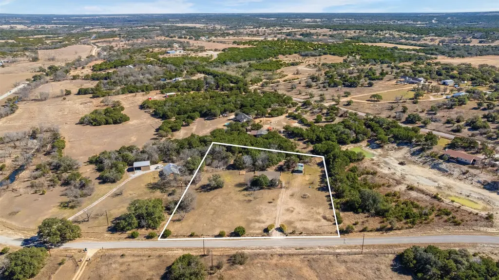 351 County Road 326, Bertram