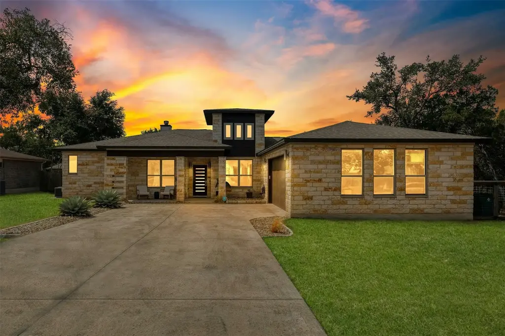 20009 Lincoln Cove, Lago Vista