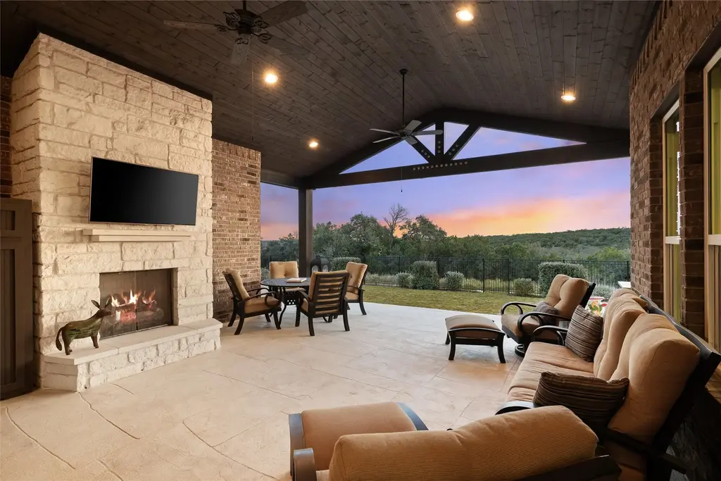 479 Crosswater Lane, Dripping Springs
