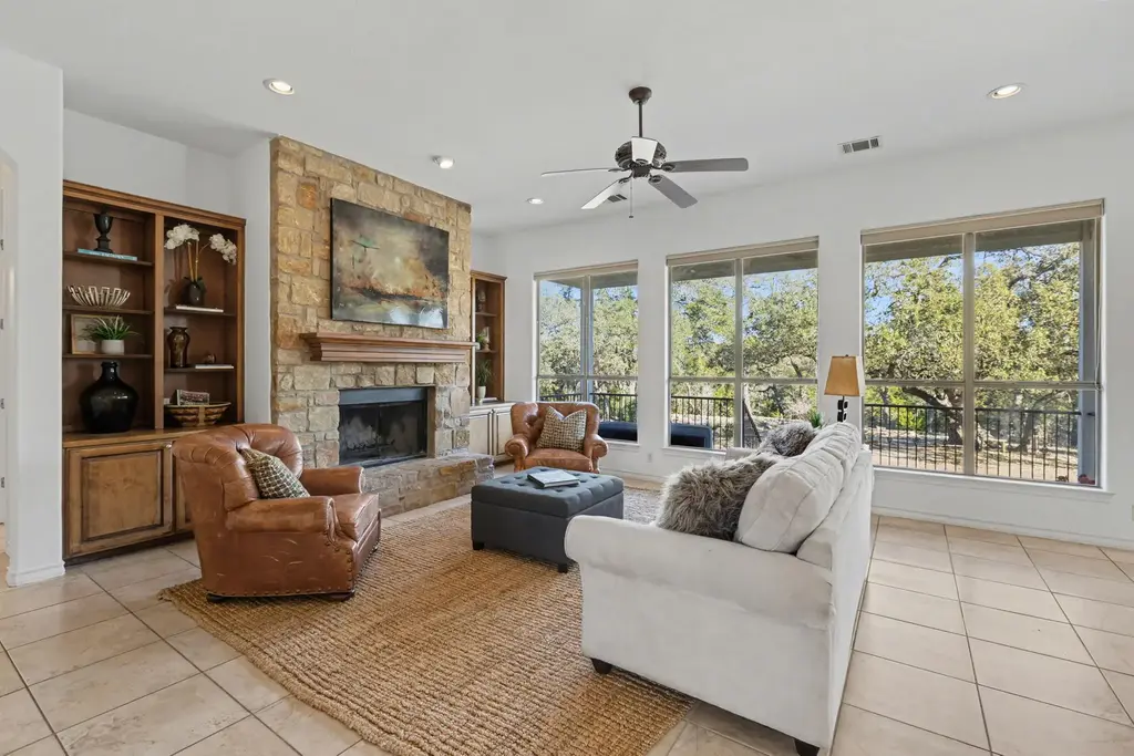 301 Sundance Trail, Dripping Springs