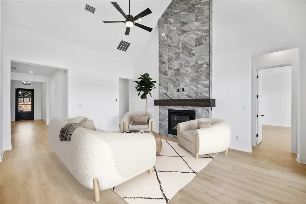 3213 Lookout Mountain Road, Georgetown