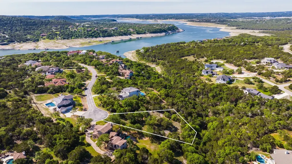 16900 Northlake Hills Drive, Jonestown