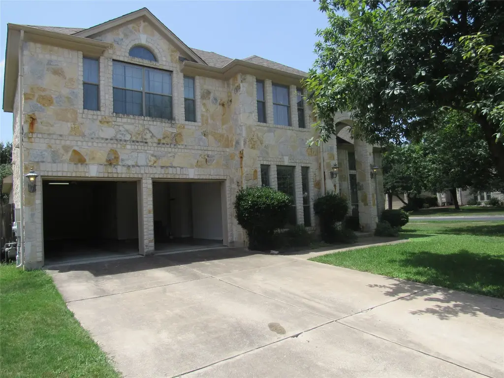 8009 Pamplona Vista Cove, Austin
