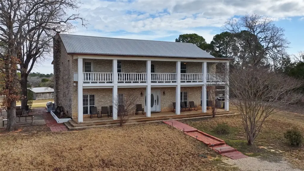 182 Little Ranch Road, Red Rock