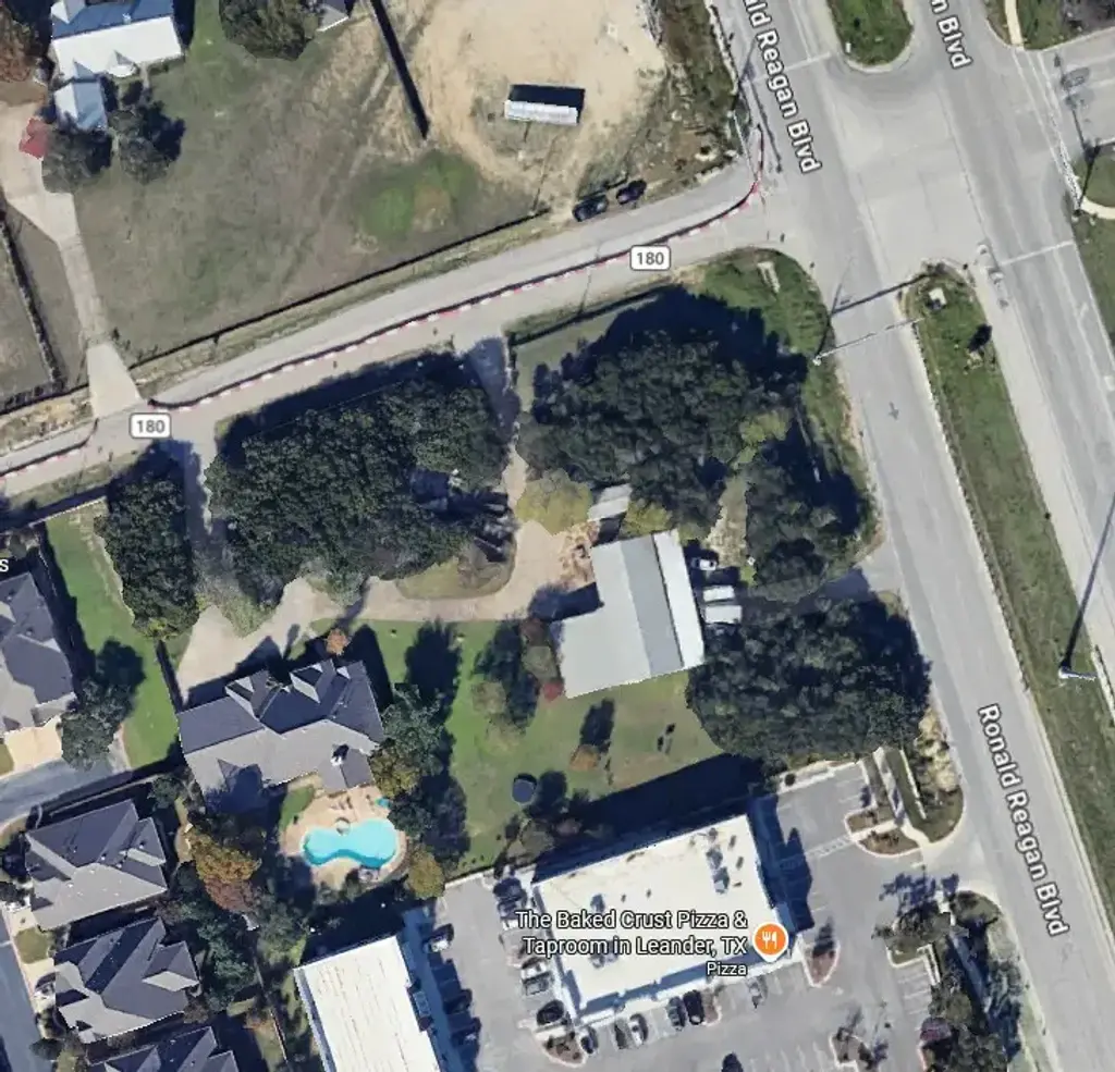 5 County Road 180, Cedar Park
