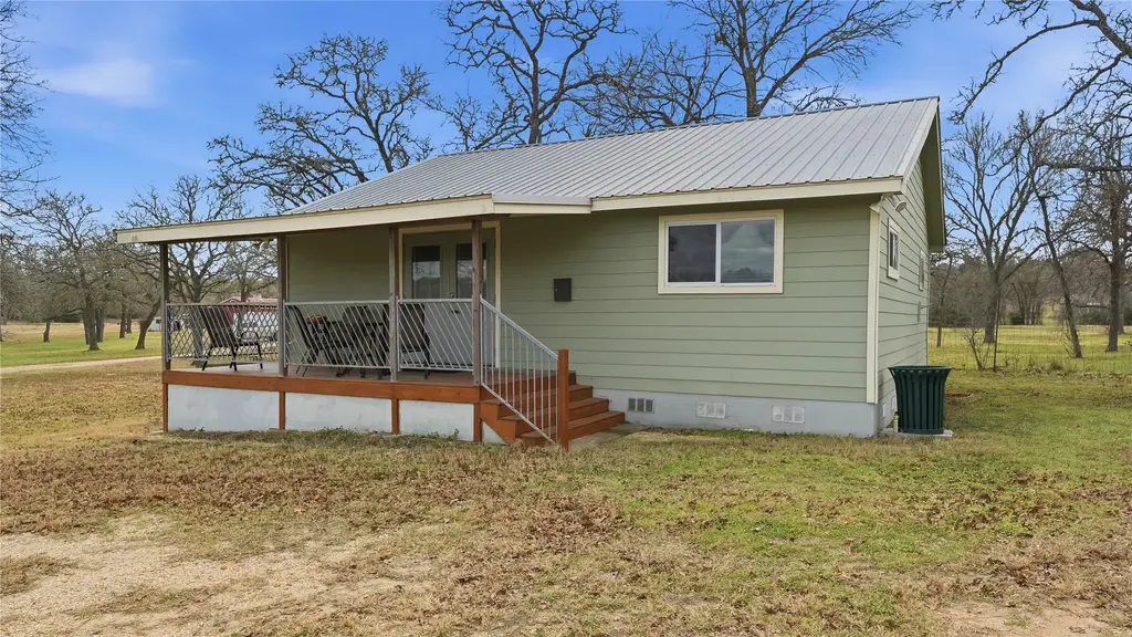 218 Little Ranch Road E, Red Rock