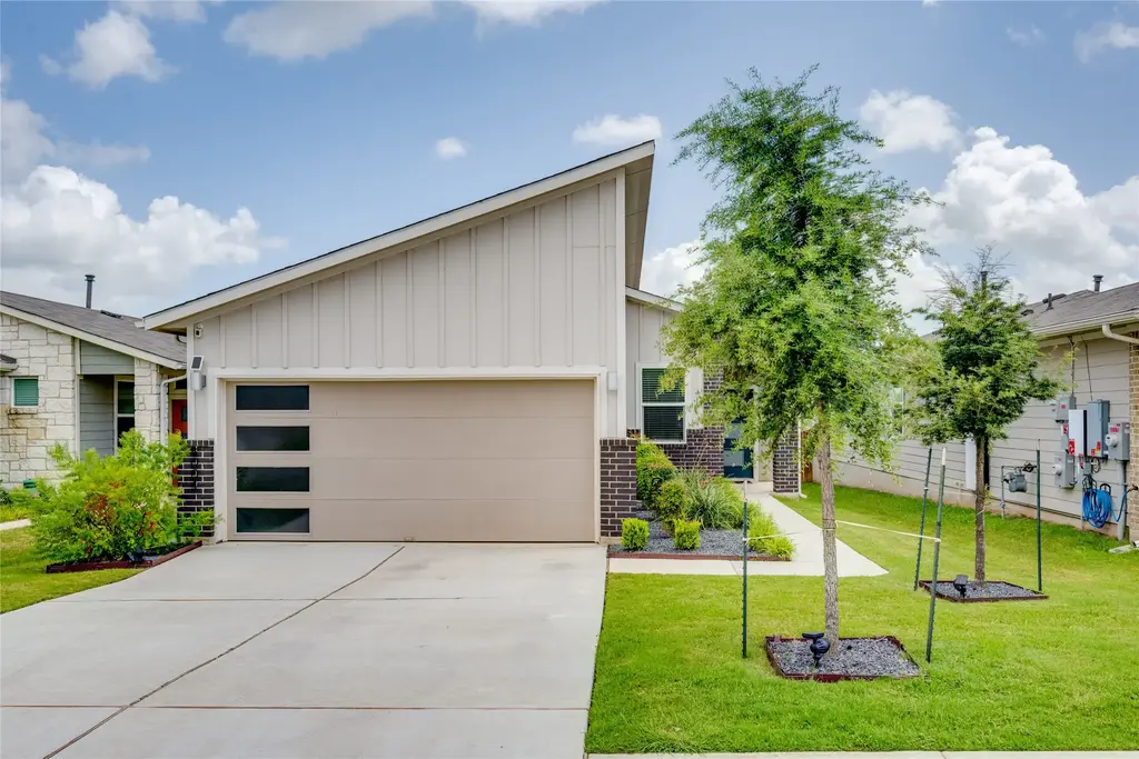 8004 Linnie Lane, Austin