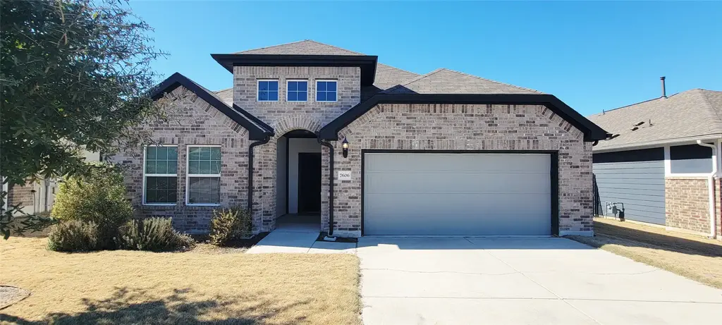 7606 Pewter Luster Bend, Del Valle