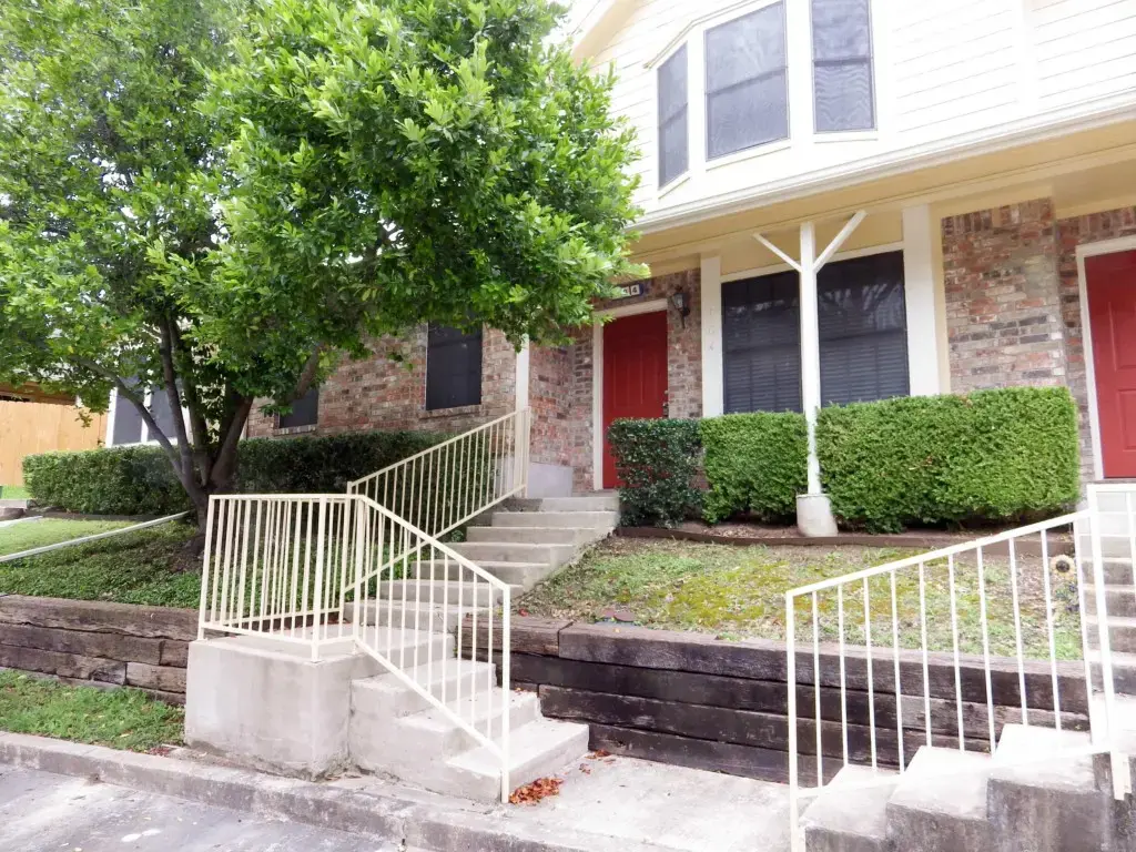 11901 Swearingen Drive 104, Austin