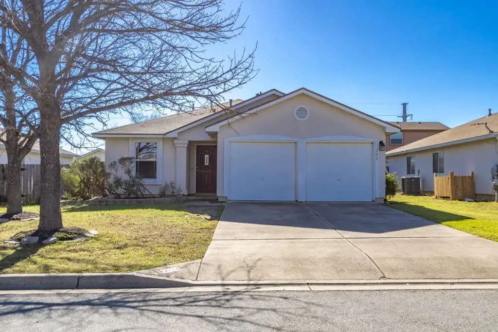 202 Golden Gate Drive, Leander