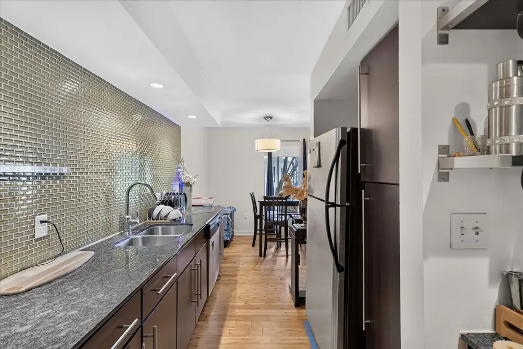 2200 Dickson Drive 127, Austin