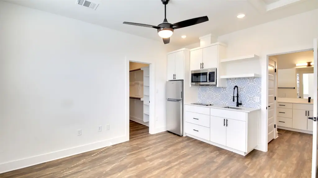 7601 Carver Avenue #1b, Austin